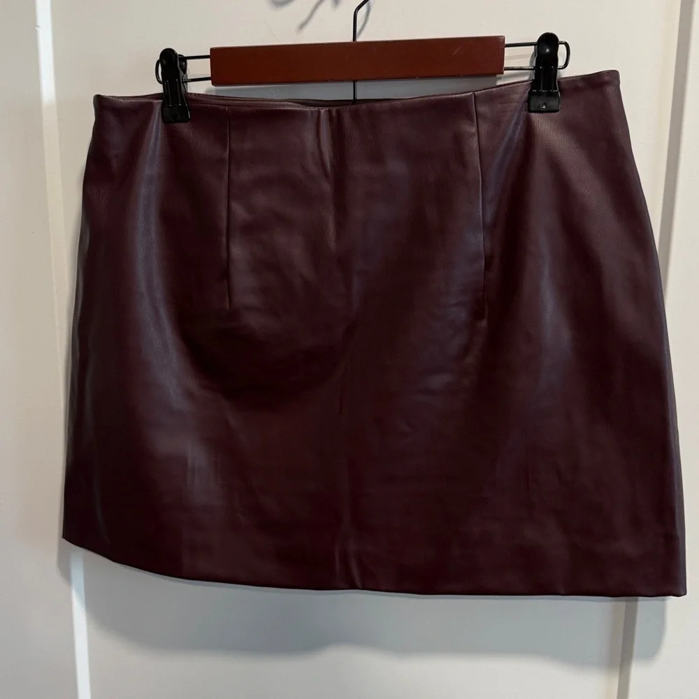 A new day Faux Leather Burgundy Mini Skirt size 12 New